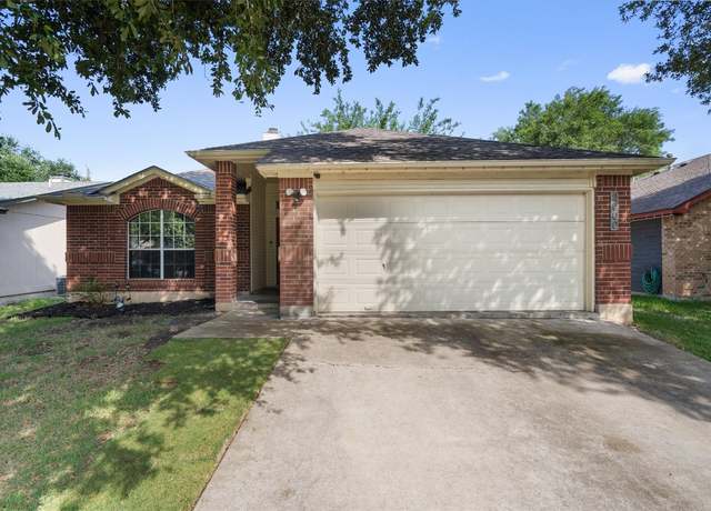 Property at 2000 Holly Springs Dr, Taylor, TX 76574, 3 beds, 2 baths