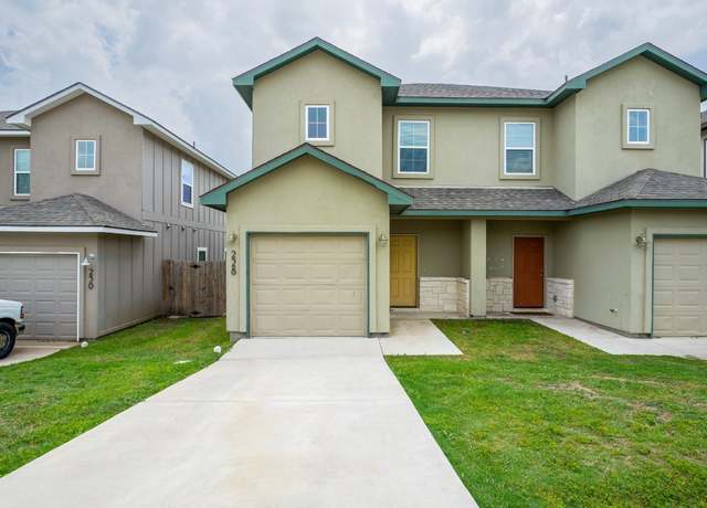 Property at 228 Peruna Dr, Marble Falls, TX 78654, 3 beds, 2.5 baths