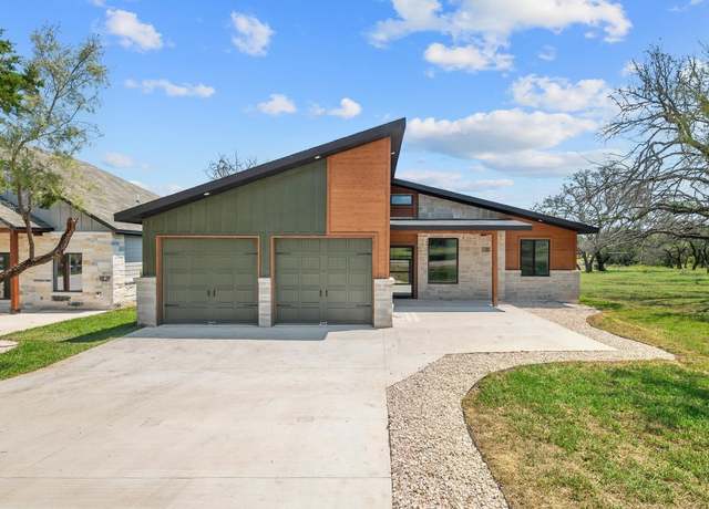 Property at 420 Bedford Dr, Spicewood, TX 78669, 3 beds, 2.5 baths