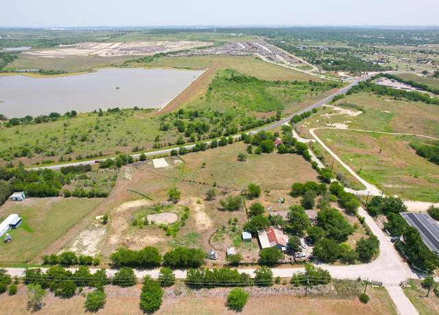 Property at 311 Martin Church Rd, Niederwald, TX 78640, 4 beds, 3 baths