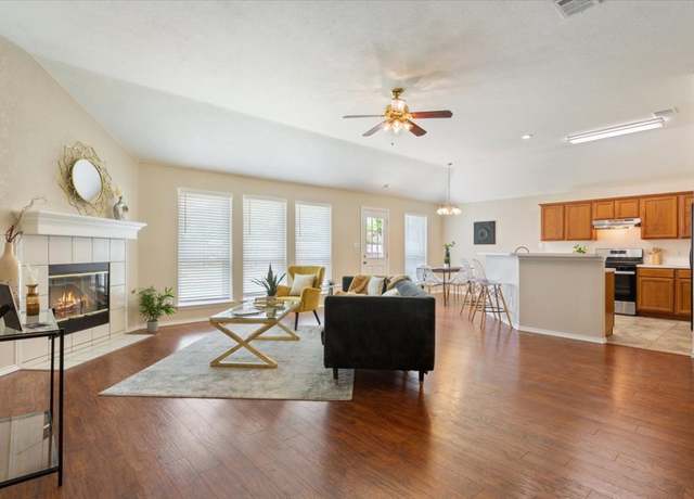 Property at 1811 Indian Summer Pass, Round Rock, TX 78665, 3 beds, 2 baths