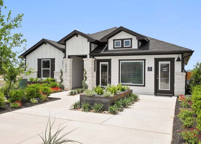 Property at 18017 Purple Top Ln, Manor, TX 78653, 4 beds, 3 baths