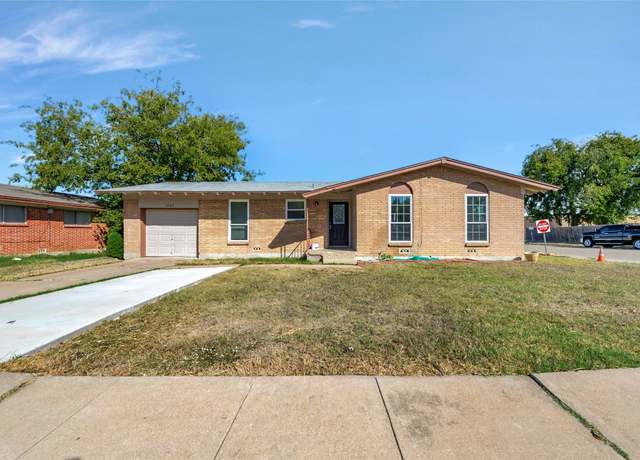 Property at 1207 E Robertson Ave, Copperas Cove, TX 76522, 3 beds, 2 baths