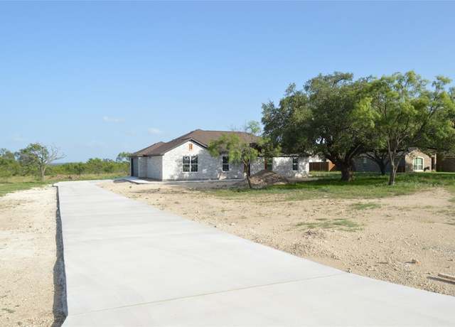 Property at 425 County Road 3152, Kempner, TX 76539, 4 beds, 2 baths