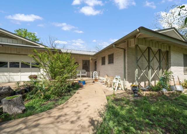 Property at 704 6th St, Blanco, TX 78606, 2 beds, 2 baths