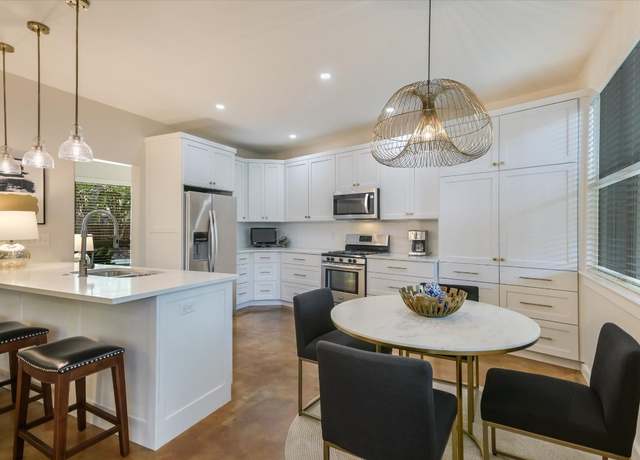 Property at 2114 Goodrich Ave #3, Austin, TX 78704, 2 beds, 2.5 baths