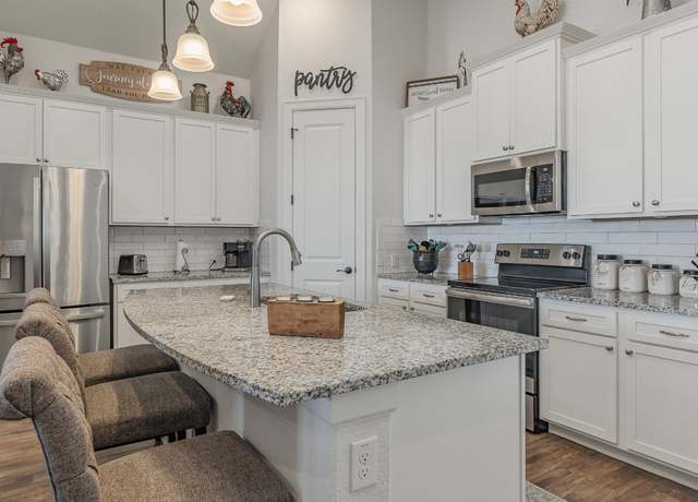 Property at 2104 Highland Ridge Rd, Georgetown, TX 78628, 3 beds, 2 baths