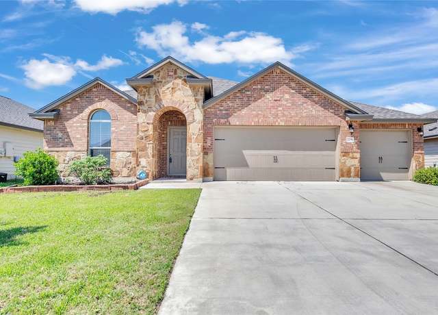 Property at 208 Nathaniel Dr, Taylor, TX 76574, 4 beds, 2 baths