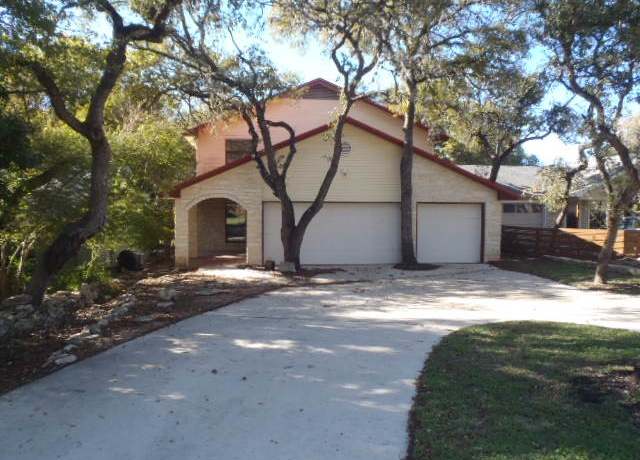 Property at 12 Stonehouse Cir, Wimberley, TX 78676, 4 beds, 3 baths