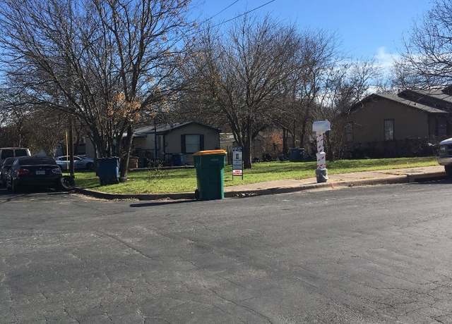 Property at 6921 Bennett Ave, Austin, TX 78752, 3 beds, 2 baths