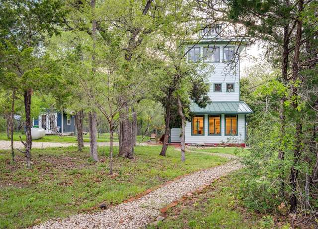 Property at 112 Boulder Ln, Manor, TX 78653, 2 beds, 1 bath