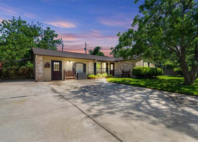 Property at 1302 Meadows Dr, Round Rock, TX 78681, 3 beds, 2 baths