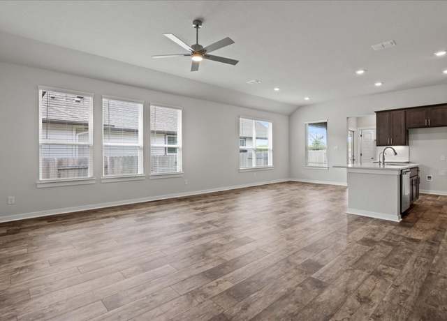 Property at 543 Jane Long Dr, San Marcos, TX 78666, 3 beds, 2 baths
