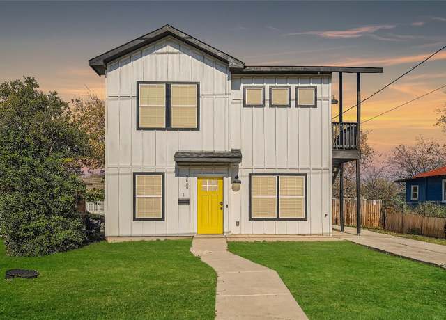 Property at 2639 E Commerce St, San Antonio, TX 78203, 4 beds, 2 baths