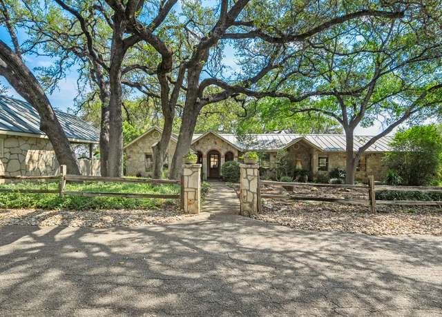 Property at 2802 State Highway 46 W, New Braunfels, TX 78132, 5 beds, 3.5 baths