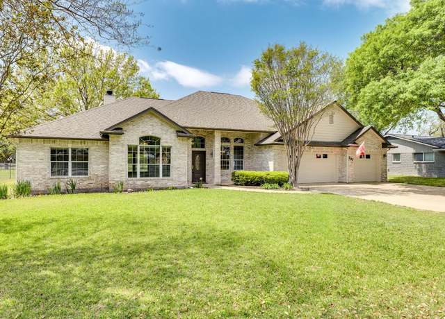 Property at 207 Flamingo Cir, Highland Haven, TX 78654, 3 beds, 2 baths