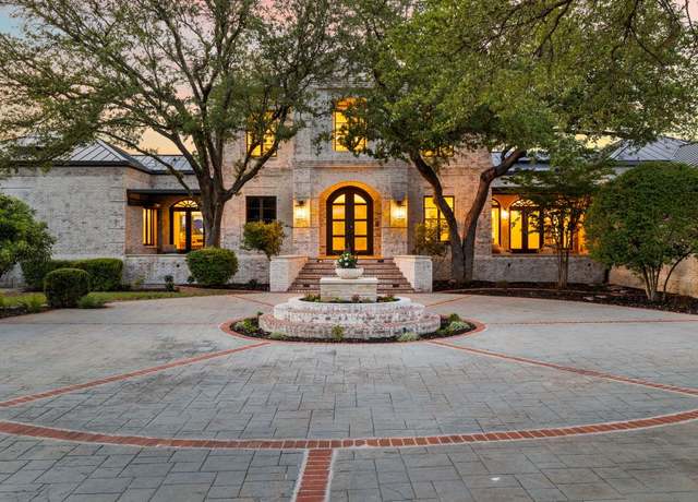 Property at 15902 Soleil Ct, Austin, TX 78734, 4 beds, 4.5 baths