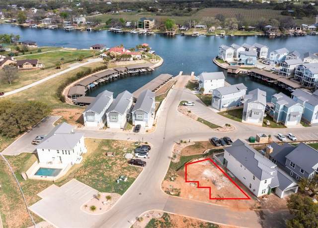 Property at 104 Village View Dr, Kingsland, TX 78639