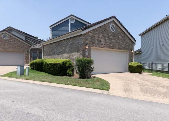 Property at 5 Champion Ln, Lakeway, TX 78734, 4 beds, 3 baths