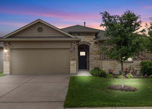 Property at 609 Bluffview Dr, Bastrop, TX 78602, 4 beds, 2 baths