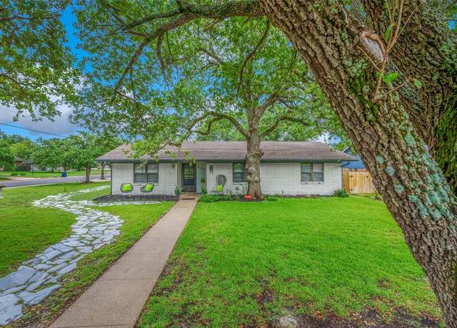 Property at 905 Jane Ln, Bryan, TX 77802, 3 beds, 2 baths