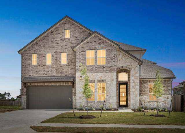 Property at 205 Medallion St, Liberty Hill, TX 78642, 5 beds, 3.5 baths