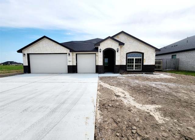 Property at 701 Eagle Claw Dr, Salado, TX 76571, 4 beds, 3 baths