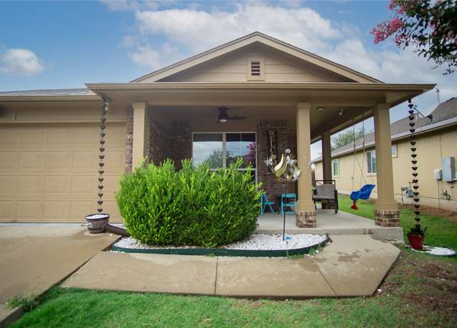 Property at 6912 Plains Crest Dr, Del Valle, TX 78617, 3 beds, 2 baths