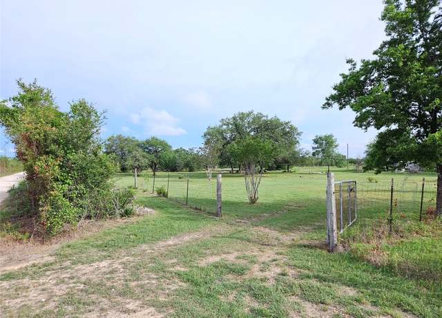 Property at 596 Seminole Trl, Dale, TX 78616