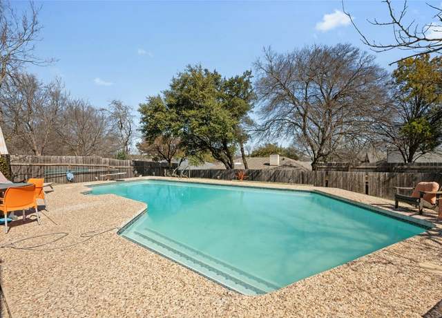 Property at 7407 Berkman Dr, Austin, TX 78752, 4 beds, 2.5 baths