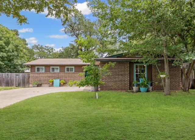 Property at 7303 Scenic Oaks Cir, Austin, TX 78745, 3 beds, 2 baths