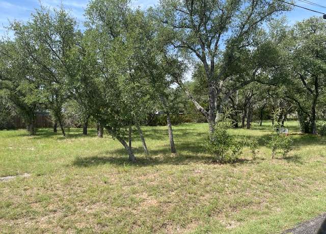 Property at 105 Brianna Cir, Johnson City, TX 78636
