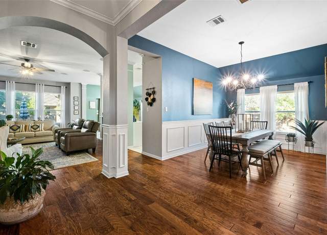 Property at 303 Olmos Dr, Leander, TX 78641, 4 beds, 2 baths