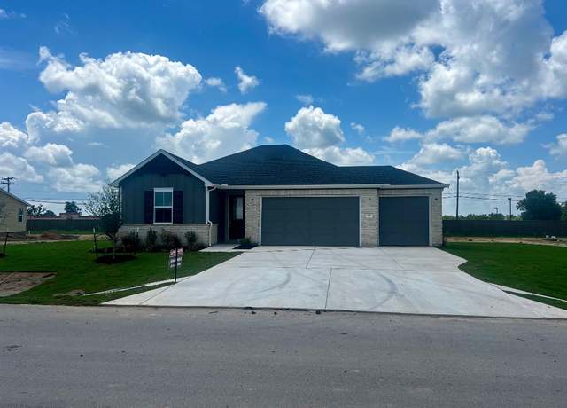 Property at 175 Union Pacific Dr, Cedar Creek, TX 78612, 4 beds, 2 baths