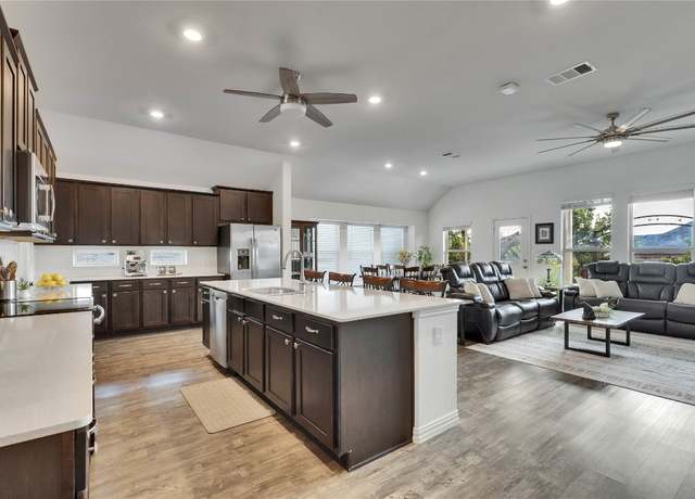 Property at 1312 Terrace View Dr, Georgetown, TX 78628, 4 beds, 3 baths