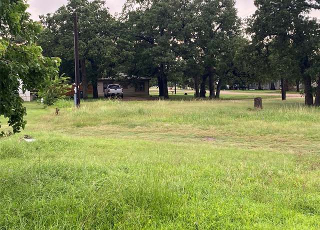 Property at 406 Fordtrand St, Ellinger, TX 78938