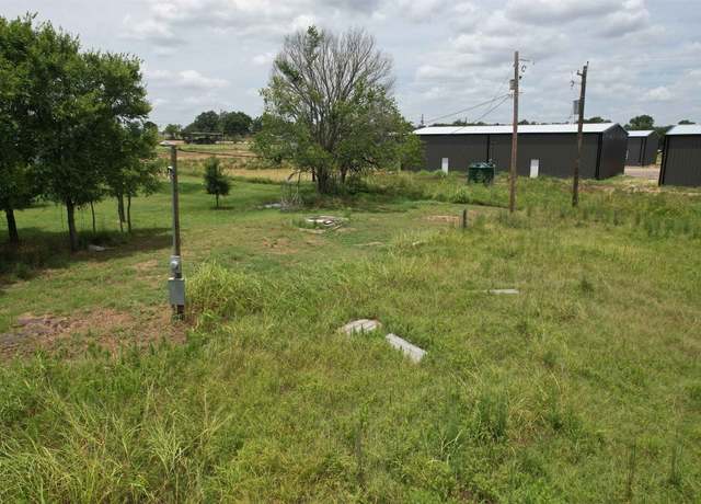 Property at 175 Coastal Ln, Luling, TX 78648