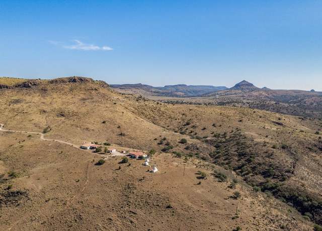 Property at 108 Antler Dr, Fort Davis, TX 79734, 2 beds, 2.5 baths