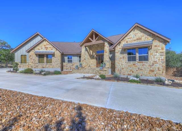 Property at 121 Winecup Ln, Spring Branch, TX 78070, 4 beds, 2.5 baths