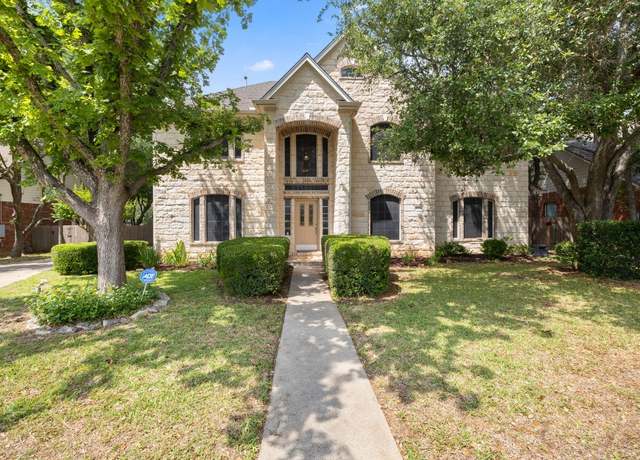 Property at 6804 Robert Dixon Dr, Austin, TX 78749, 5 beds, 3.5 baths