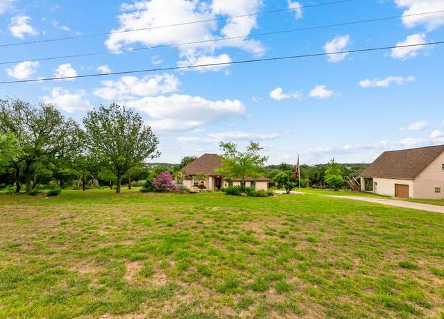 Property at 1011 Windmill Rd, Dripping Springs, TX 78620, 3 beds, 3.5 baths