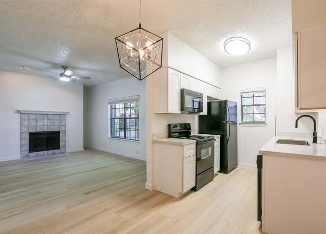Property at 203 E 31st St #206, Austin, TX 78705, 2 beds, 2 baths