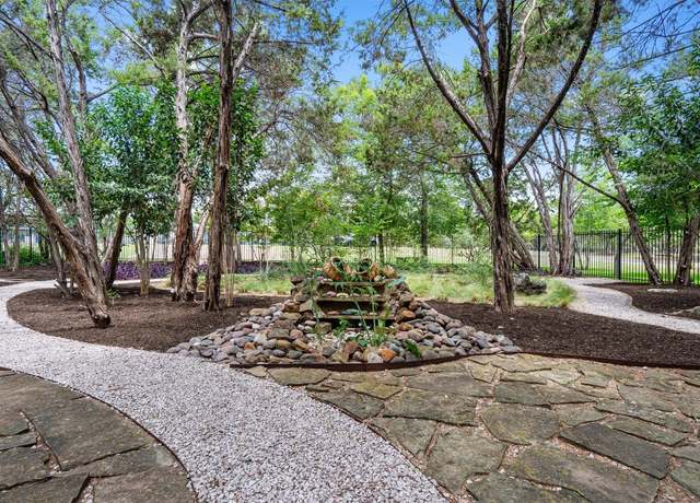 Property at 6906 Covered Bridge Dr, Austin, TX 78736, 4 beds, 2.5 baths