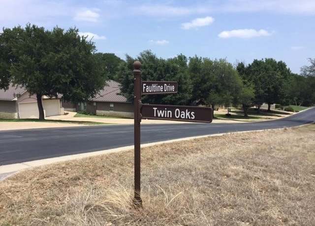 Property at Lot W4042 Fault Line/twin Oaks, Horseshoe Bay, TX 78657
