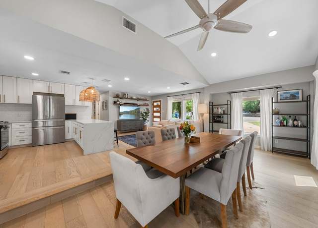 Property at 1302 Astor Pl, Austin, TX 78721, 3 beds, 2 baths