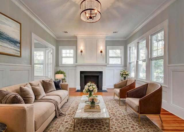 Property at 1203 W 22 1/2 St, Austin, TX 78705, 4 beds, 3 baths