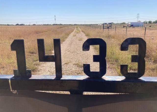 Property at 1433 Scull Rd, San Marcos, TX 78666