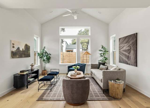 Property at 5107 Menchaca Rd #5, Austin, TX 78745, 3 beds, 2.5 baths