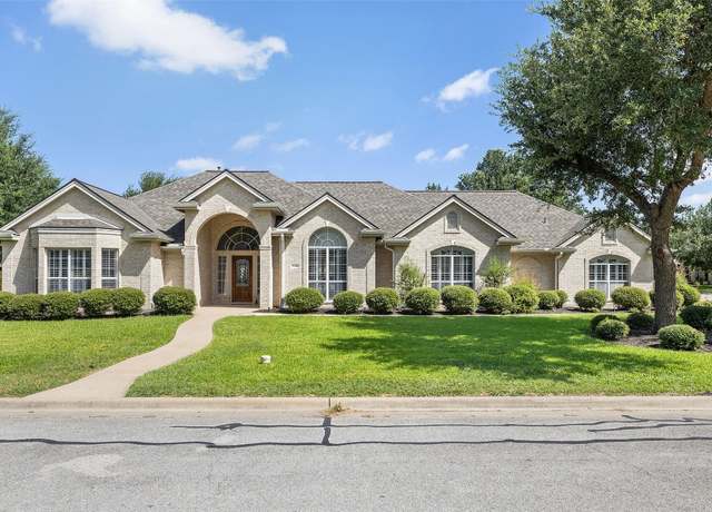 Property at 1300 Cypress Trl, Taylor, TX 76574, 5 beds, 3.5 baths