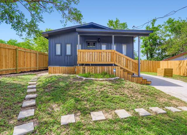 Property at 1428 Webberville Rd, Austin, TX 78721, 4 beds, 2 baths